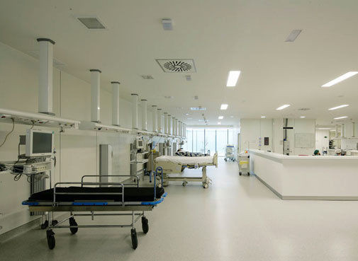 疫情當前，全民抗疫丨衡陽通用電纜帶您了解醫(yī)院用電纜耐水防潮的重要性